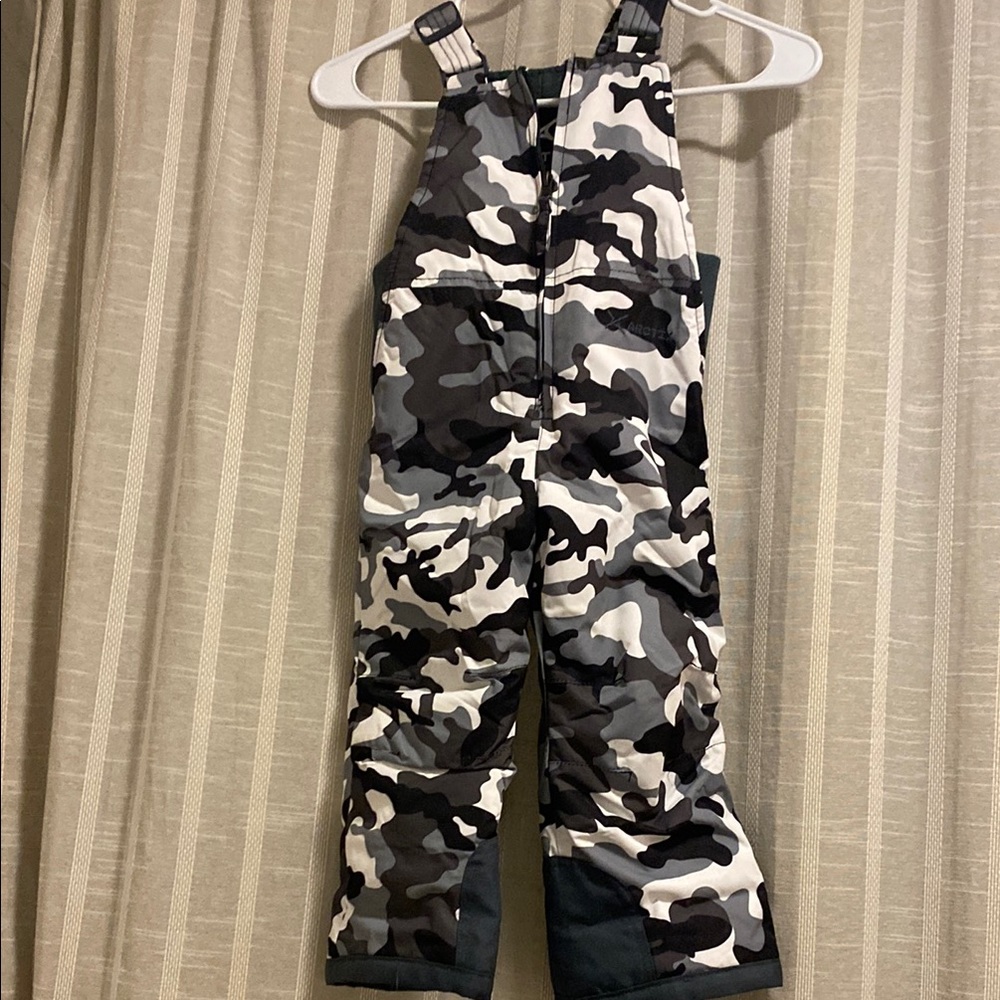 Kids Camouflage Snow Bib